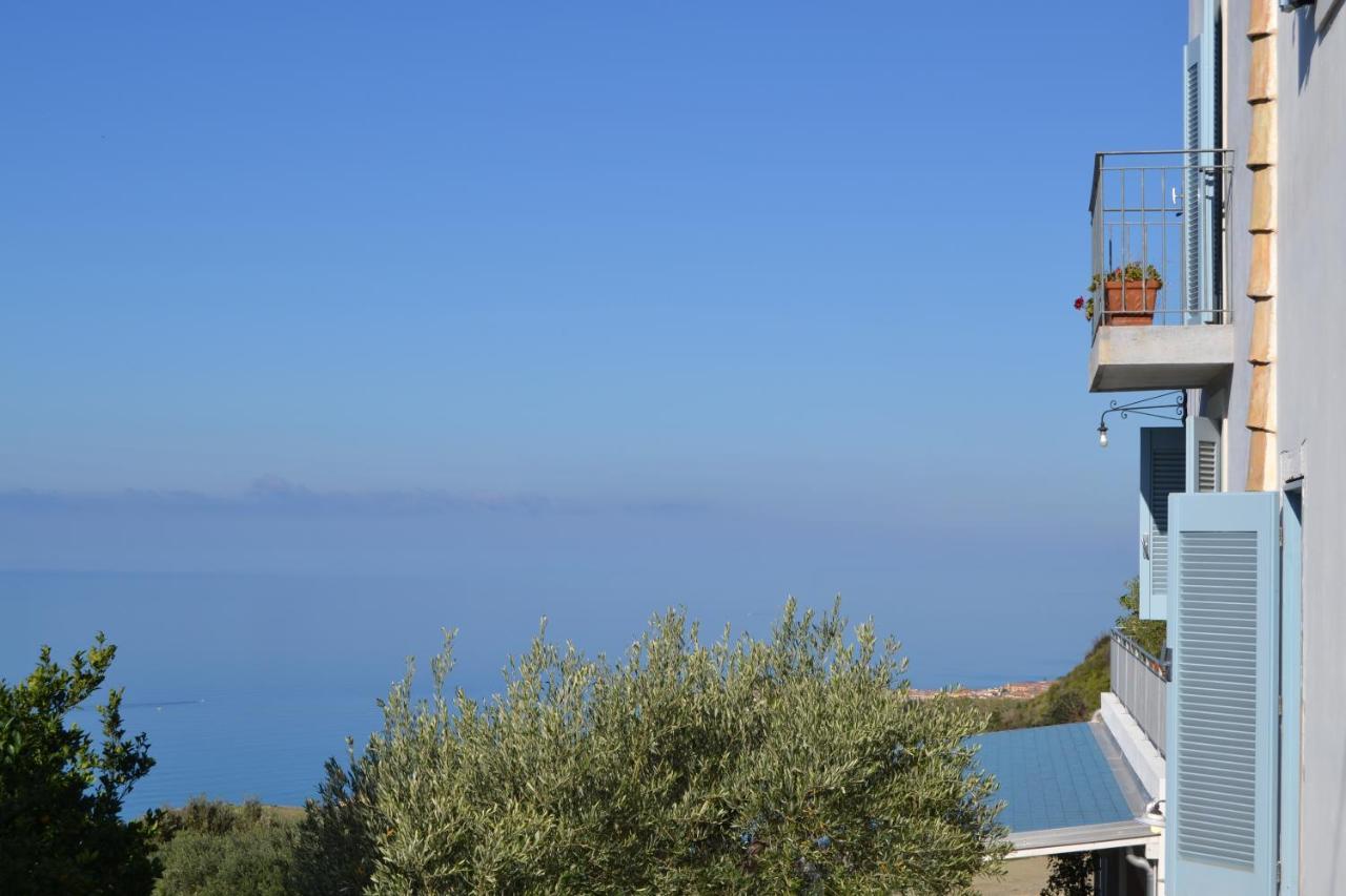 Borgo Rosso Di Sera - Resort Country Chic San Lucido Buitenkant foto