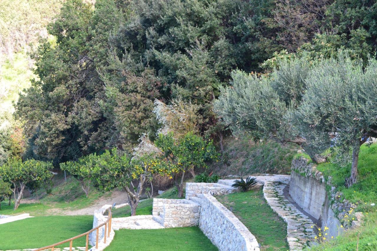 Borgo Rosso Di Sera - Resort Country Chic San Lucido Buitenkant foto