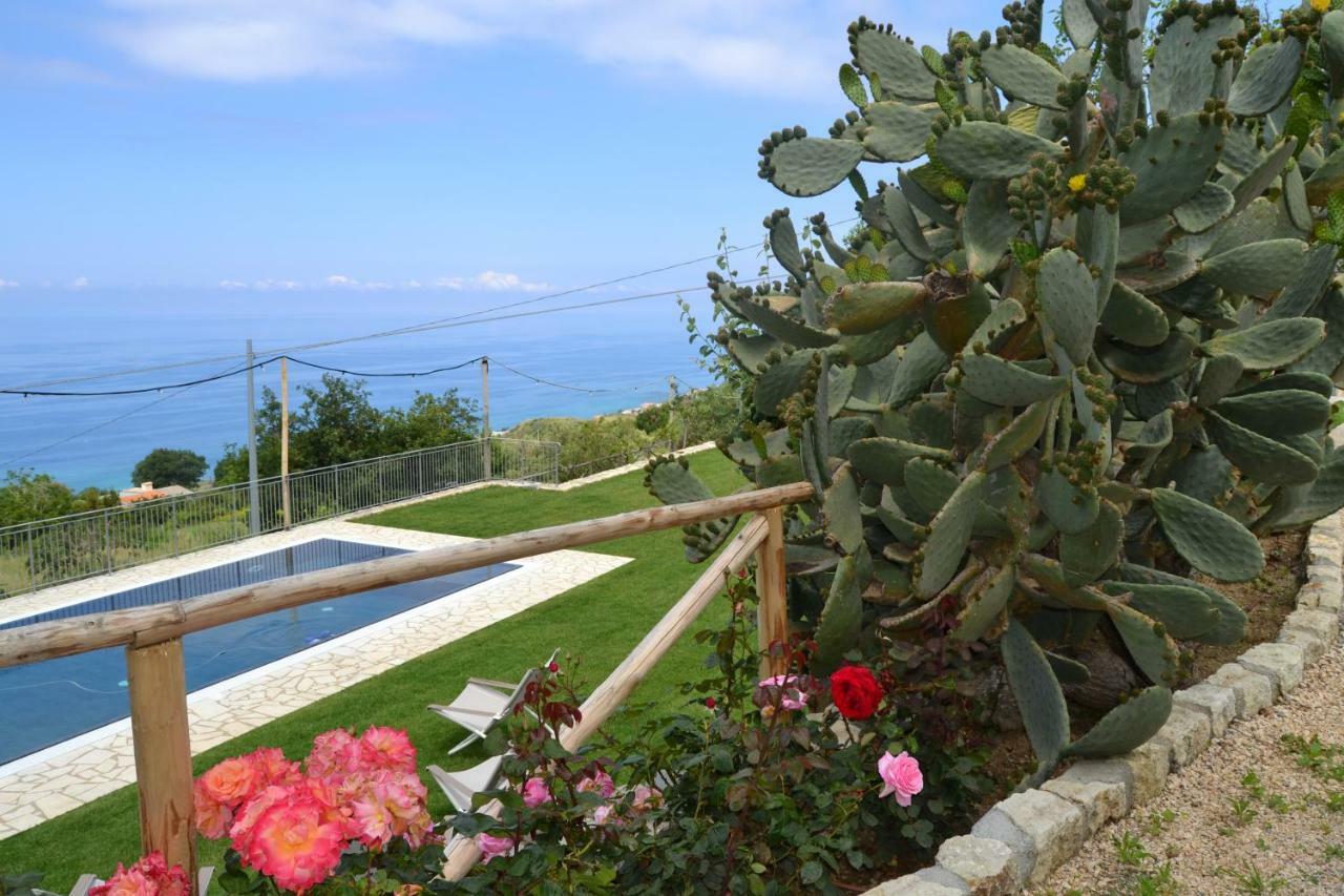 Borgo Rosso Di Sera - Resort Country Chic San Lucido Buitenkant foto